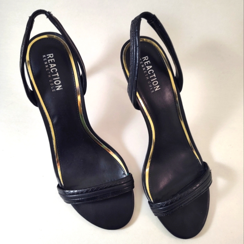 Kenneth Cole Reaction Black Heels with Gold Trim New Without Tags Size 8 1/2